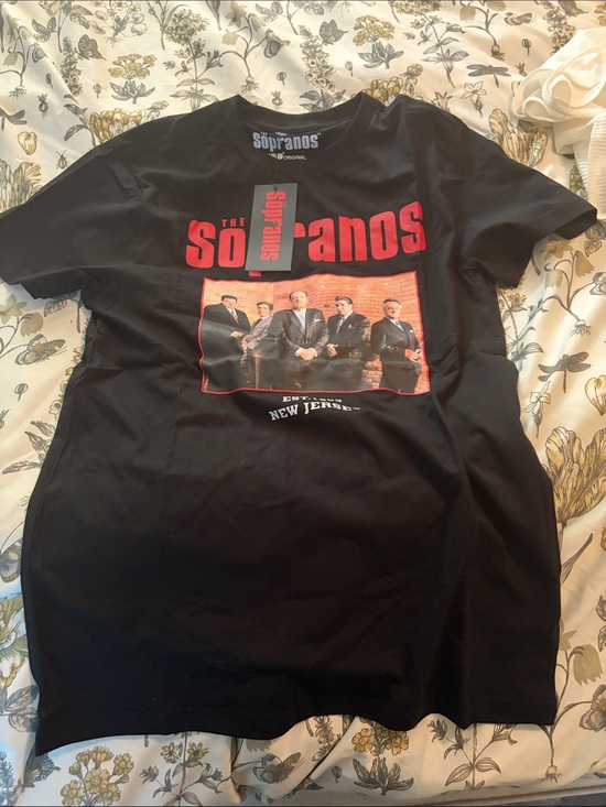 Soprano Tops - Soprano Black Short-Sleeve Graphic Tee with Red Print